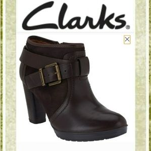 CLARKS BOOTIES